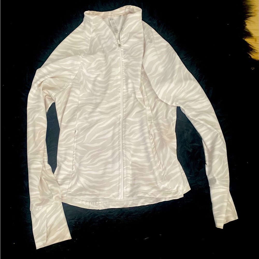 White and Gray Tiger Stripe RBX Active Wear Jacket in XL